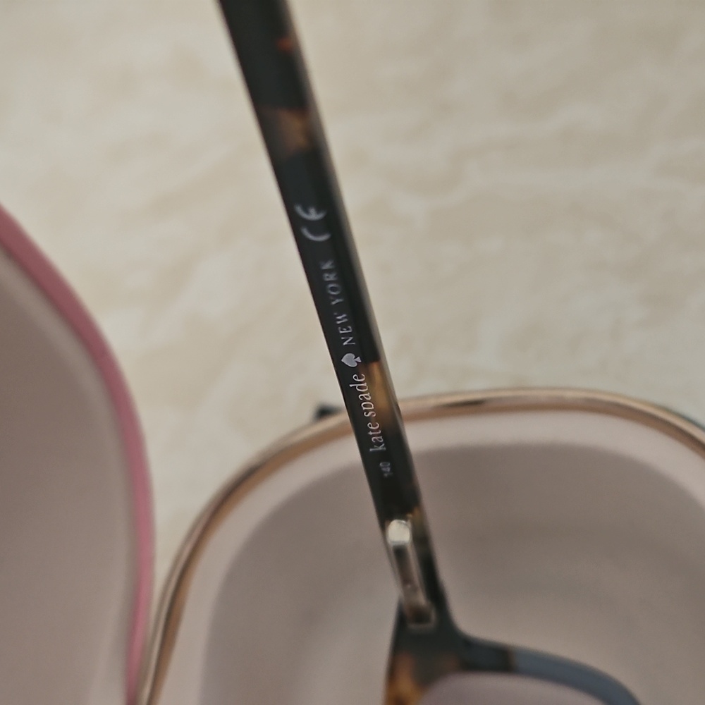 Kate Spade Jodie Reading Glasses +2.00. - Picture 7 of 9